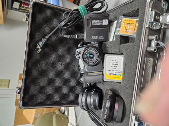 Picture of Nikon camera set